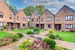 Communal Garden pic1- click for photo gallery